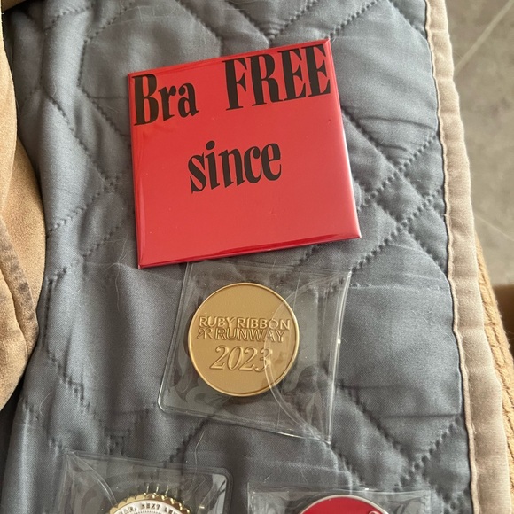 Ruby Ribbon bundle - Picture 2 of 4